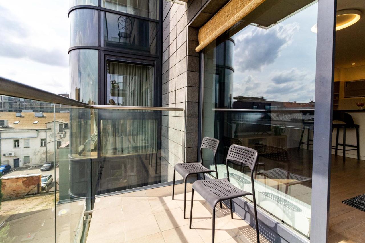 Cohost I Sunny Center Apt, Covered Parking, Balcony & Self Check-In Kaunas Esterno foto
