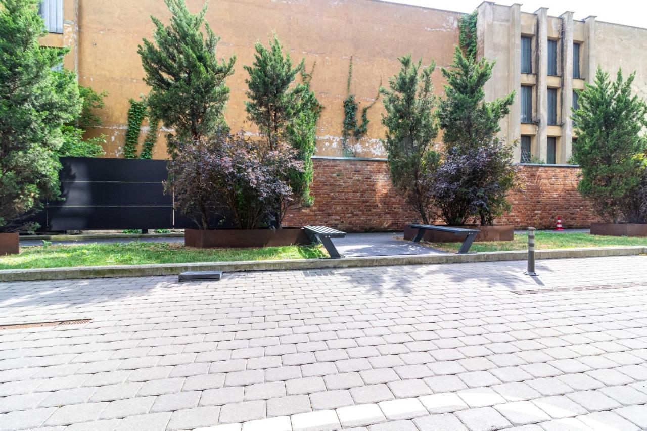 Cohost I Sunny Center Apt, Covered Parking, Balcony & Self Check-In Kaunas Esterno foto